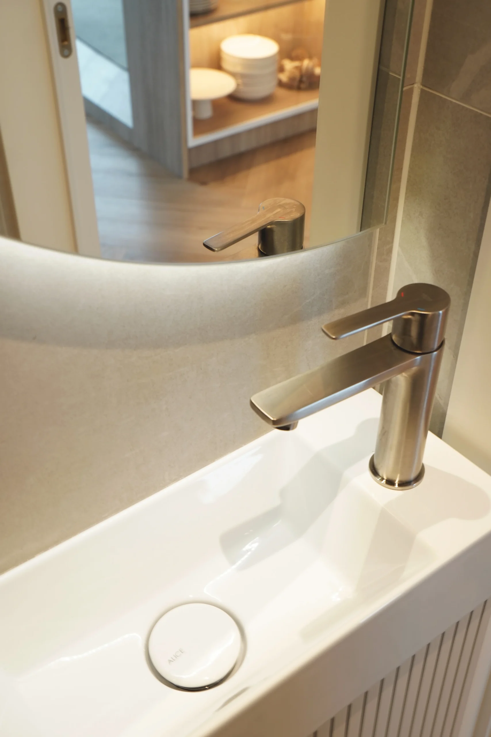 wc 01